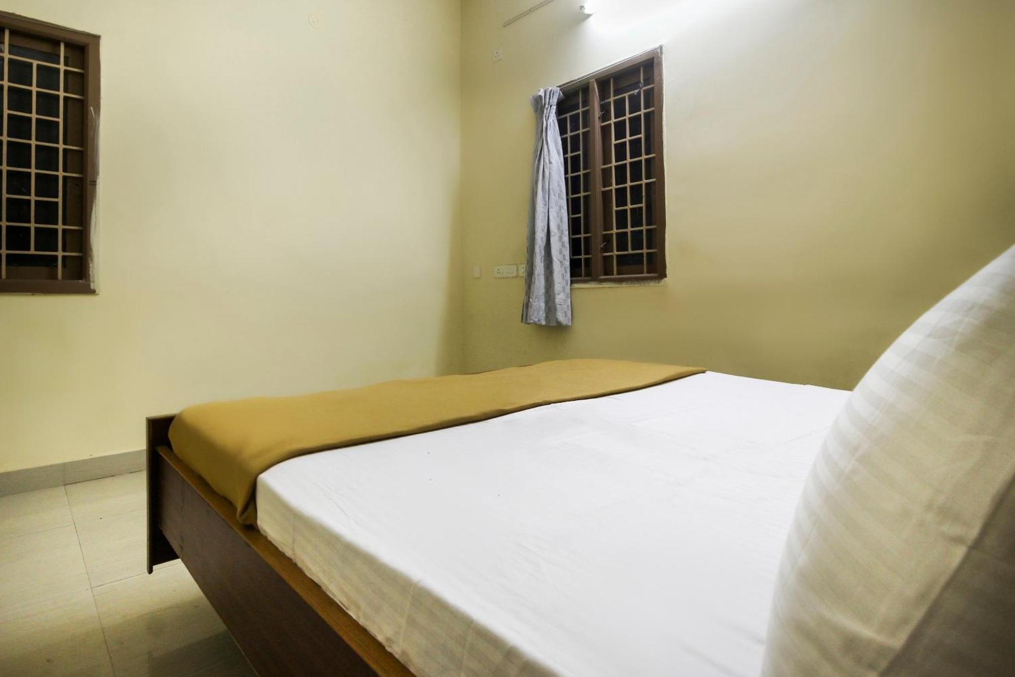 Hotel Spot On Jayalakshmi Residency Non Ac à Kovilpatti Extérieur photo